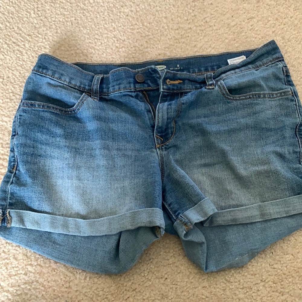 Old Navy Jean Shorts Semi-Fitted Stretch Straight Leg Sz 8 Womens